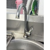 大弯单冷水水龙头 铜芯  +60厘米软连接 （单位：套）